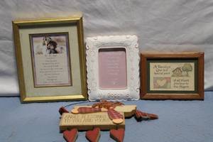 lot 249 image: Set of 4 Decorative Picture Frames