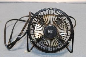 lot 426 image: Black Desk Personal Fan with Adjustable Tilt