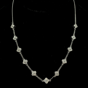 lot 29 image: NEW 3.12 Carat Diamond Four-Petal Flower Station Necklace