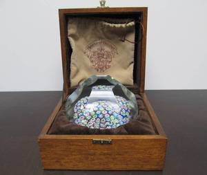 lot 18 image: Beautiful Mint in Box House of Goebel Large Millefiori Glass Paperweight