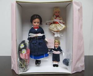 lot 28 image: Brand New in Box MADAME ALEXANDER No 38380 Doll Playset Mary Poppins