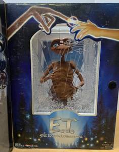 lot 101 image: Large 12 Limited Edition E.T. Figure - Mint in Box