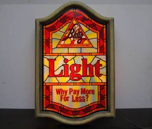 lot 89 image: Working Lighted Vintage BLATZ Light Stain Glass Style Beer Sign 