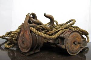 lot 98 image: Industrial or Nautical Old Vintage Pulley System & Rope