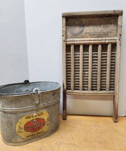 lot 159 image: Primitive Vintage  Antique Washboard & Galvanized Pail