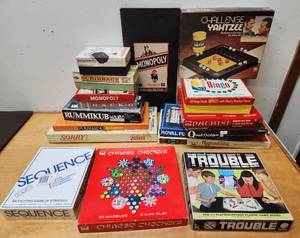 lot 173 image: Large Lot of Assorted Vintage etc Board Games