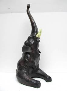 lot 128 image: Larger Genuine Leather Seated Elephant Sculpture