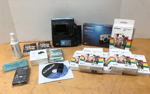 lot 291 image: Like-New Working POLAROID Model Z340 Instant Print Camera & Many Accessories