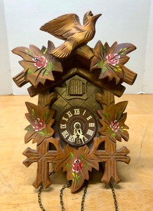 lot 301 image: Black Forest Style Wooden Cuckoo Clock