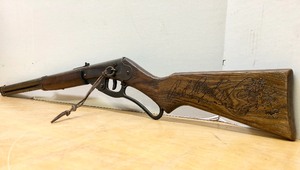 lot 315 image: Very Nice Working Vintage DAISY Red Ryder Carbine BB Gun