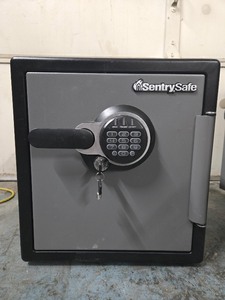 lot 334 image: Quality Heavy Duty SENTRY SAFE w Key & Combo