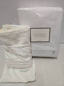lot 348 image: Brand New Higher End Pottery Barn Crochet Extra Deep Sheet Set & Pair MATTEO Shams