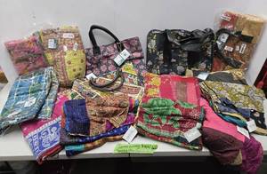 lot 366 image: LARGE Quality Estate Lot of Brand New KARMA LIVING Bags & Throw Blankets #2