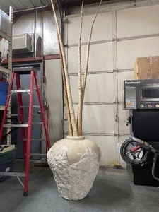 lot 371 image: Beautiful LARGE Heavy Textured PlanterPot w Large Bamboo Sticks
