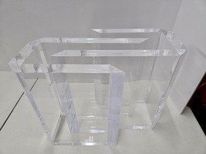 lot 333 image: Excellent Vintage MCM Heavy Thick Lucite Table Base #2