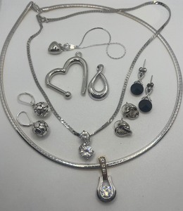 lot 102 image: Reversible Silver and Gold Tone Necklace with Slide, Lia Sophia Slide Silver Jewelry Lot 10 PC