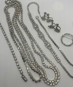 lot 117 image: Vintage Clear Rhinestone Jewelry 27 Long Necklace, Braclets, Earrings Lot 6 PC Lot