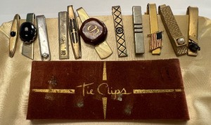 lot 150 image: Lot of 11 Vintage Tie Clips Varying Styles and Makers