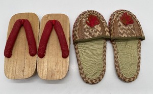 lot 196 image: Vintage Antique Childrens Japanese Wooden Clogs and Woven Slippers