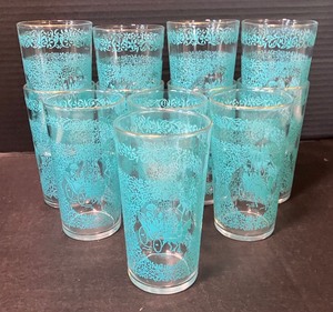 lot 161 image: Set of 12 Vintage Hazel Atlas Monticello Horse and Buggy Glasses Turquoise and Gold