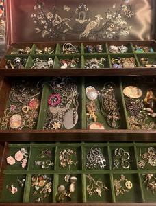 lot 204 image: Vintage Two Drawer Double Tray Jewelry Box Filled With Vintage Jewelry