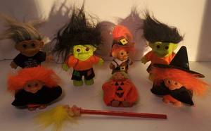 lot 43 image: Lot of 8 Vintage Halloween Trolls Russ Brand
