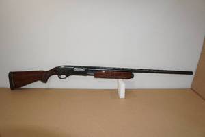 lot 1S image: Remington Wingmaster 870 20 Gauge Pump-Action Shotgun - 28 Barrel