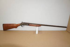 lot 1W image: Harrington & Richardson Topper Model 88 12 Gauge Single-Shot Shotgun