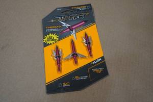 lot 66 image: Allen Stryke 100 Gr Broadheads