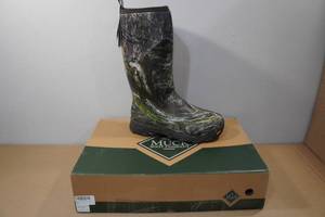 lot 118 image: Muck Boots Mens Woody Arctic Ice Grip AT Hunting Boots -Size 13