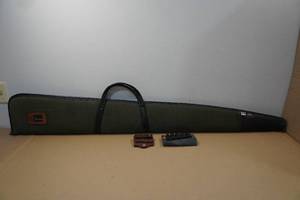 lot 140 image: Browning Long Gun Case Size 36 with Ammo Sleeves