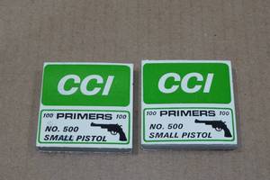 lot 142 image: 200 CCI 500 Small Pistol Primers