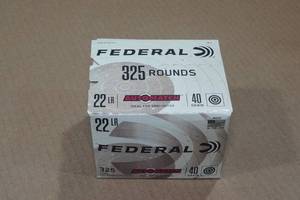 lot 184 image: 325 Federal Automatch .22 LR 40 Gr Solid Ammo
