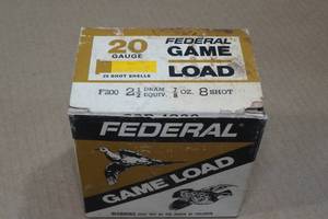 lot 196 image: 21 20 Gauge 2-34 Shotshells - 8 Shot, 7.5 Shot, Slugs