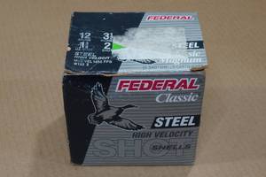 lot 203 image: 25 Federal 12 Gauge 3-12 Magnum Steel 2 Shot Shotshells