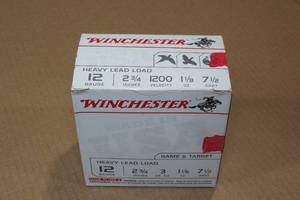 lot 220 image: 25 Winchester 12 Gauge 2-34 Heavy Lead 7-12 Shot Shotshells