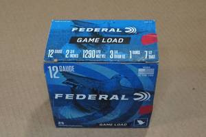 lot 228 image: 25 Federal Game Load 12 Gauge 2-34 7-12 Shot Shotshells