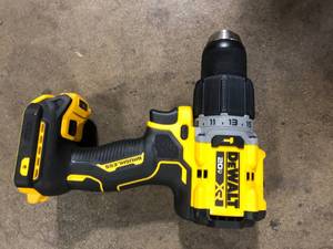DEWALT 20V Compact Cordless 12 in. Hammer Drill (Tool Only) Customer Returns See Pictures