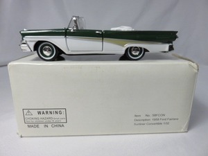 lot 19 image: 1958 Ford Fairlane Convertible 132...