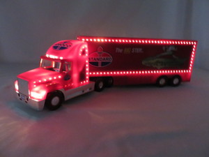 lot 45 image: 1999 Amoco Truck Limited Edition NewOld Stock