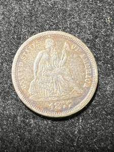 1877 US SEATED LIBERTY DIME AU50