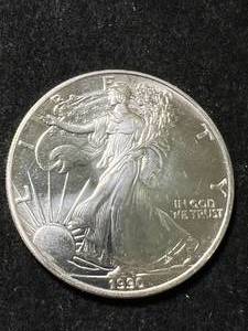 1990 AMERICAN SILVER EAGLE 1 TROY OZ .999 FINE SILVER