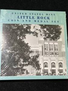 US LITTLE ROCK COIN AND MEDAL SET UNOPENED