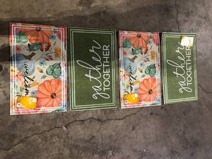 Lot of Assorted Mats Various Models and Conditions  Customer Returns See Pictures
