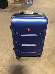 Blue Luggage  Customer Returns See Pictures