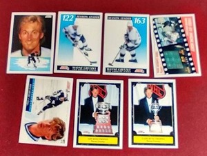 lot 33 image: (7) Wayne Gretzky Cards
