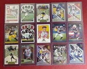 lot 86 image: (15) Football Rookie Cards