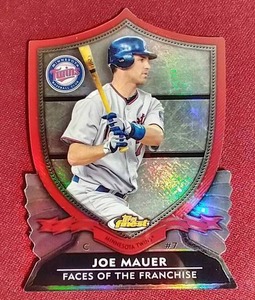 lot 88 image: 2012 Topps Finest Joe Mauer Die-Cut Refractor Card