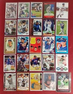 lot 220 image: (25) Joe Mauer Cards