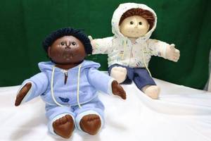 lot 3 image: (2) 1984 COPR Cabbage Patch Kids Doll MN Thomas